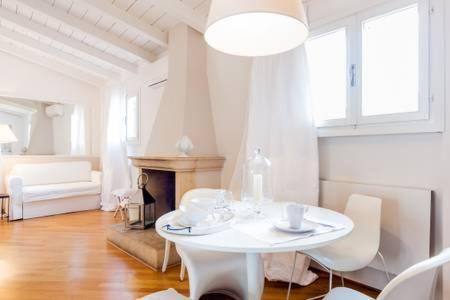 Di Punto In Bianco Home Βερόνα Εξωτερικό φωτογραφία